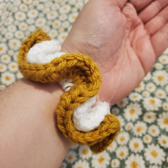 Hamemade Scrunchies - Picture 6 of 11